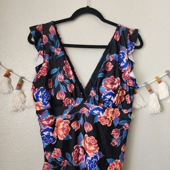 Modcloth Kelsie Floral Flutter Ruffle Sleeve One Piece Padded Swimsuit XL - Picture 4 of 11